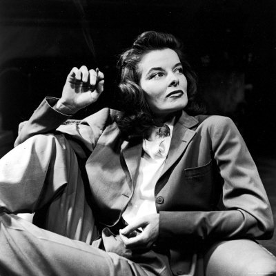 alfred-eisenstaedt-portrait-of-actress-katharine-hepburn-with-cigarette-in-hand_thumb2