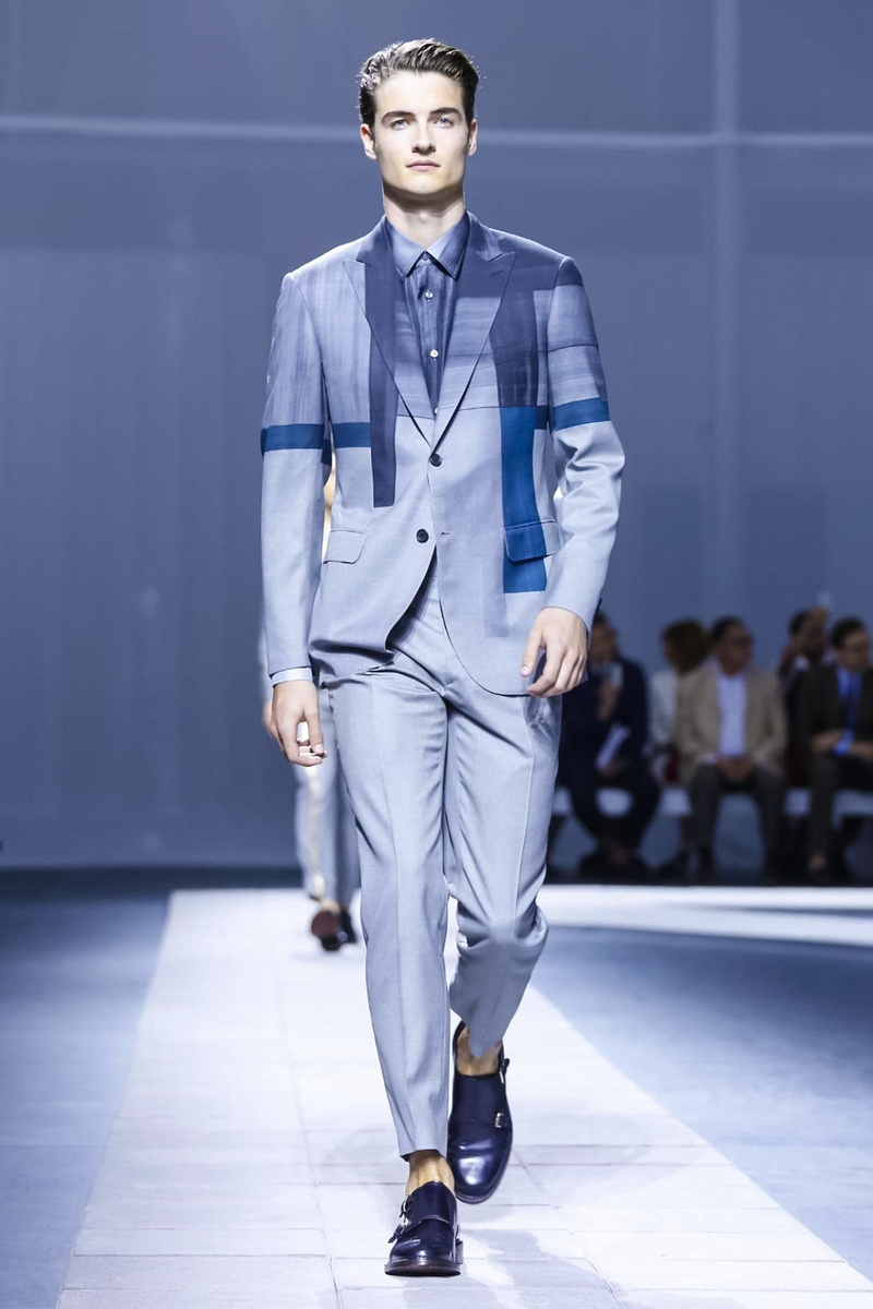 Brioni Fashion Show, Menswear Collection Spring Summer 2016 in Milan